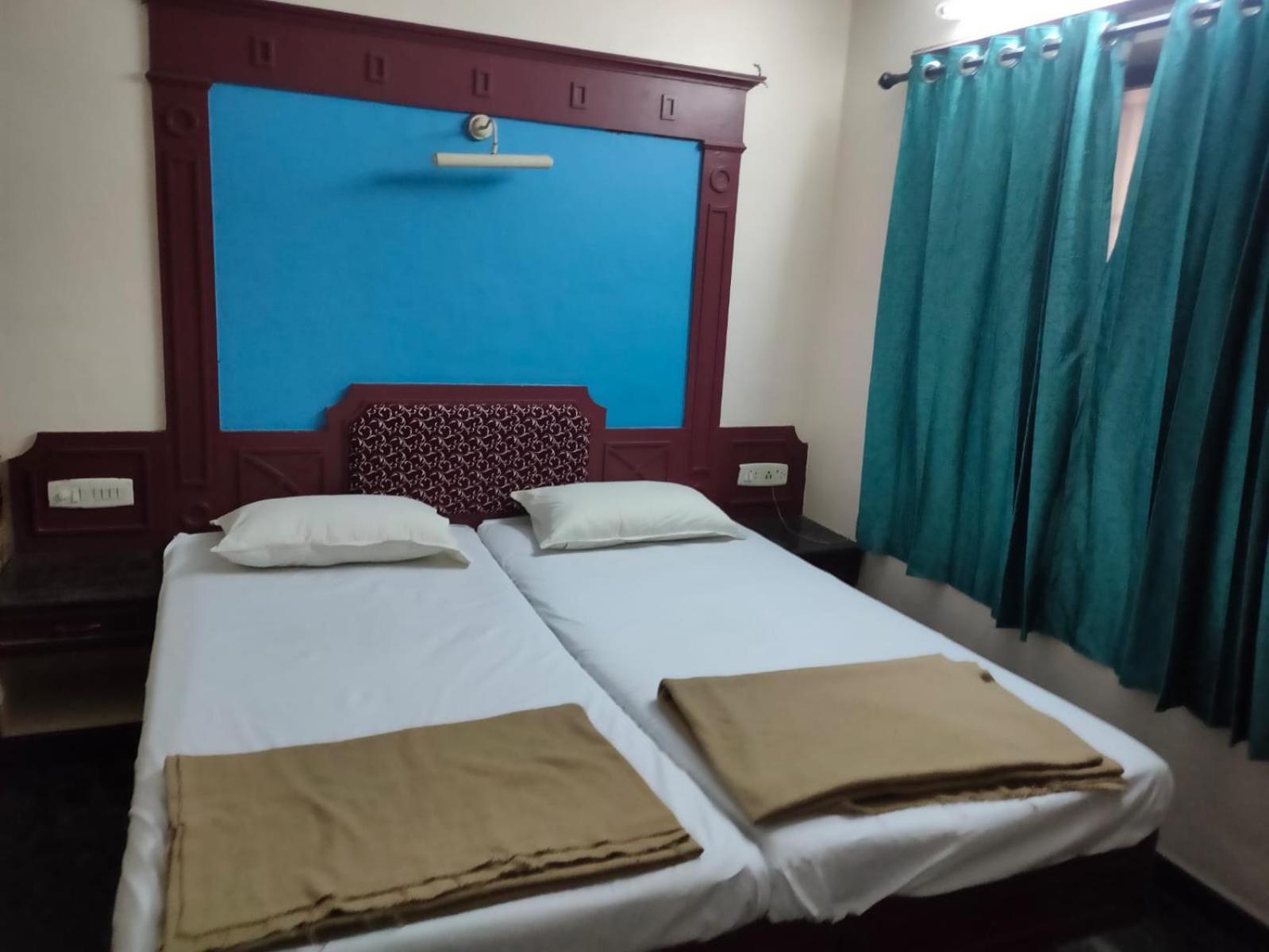 Anjana Hotels Theni Εξωτερικό φωτογραφία