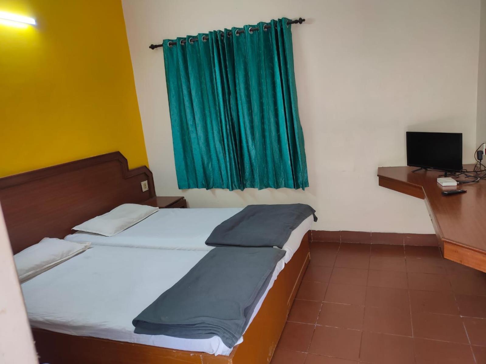 Anjana Hotels Theni Εξωτερικό φωτογραφία