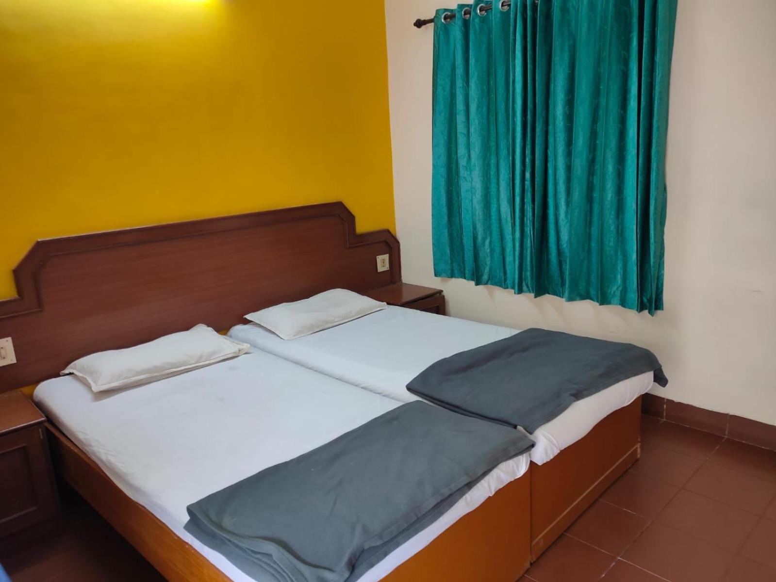 Anjana Hotels Theni Εξωτερικό φωτογραφία